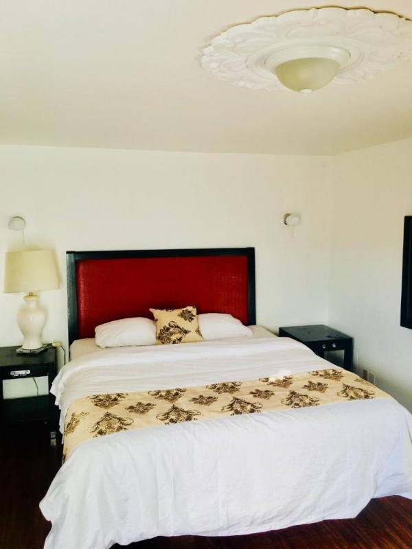 norwalk inn & suites image 20